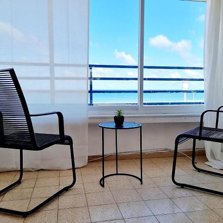 חיפה Shneider Apartments Sea ​​In The Window מראה חיצוני תמונה